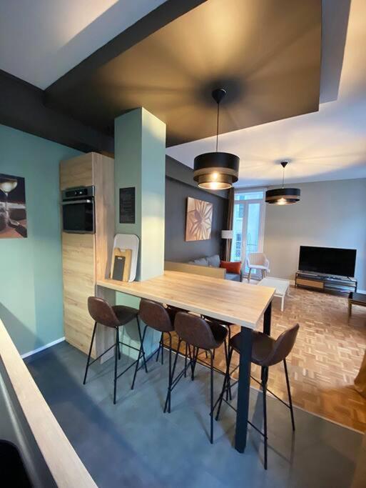 Apartmán Les Quatre Piliers - 1 Min Palais Jacques Coeur Bourges Exteriér fotografie