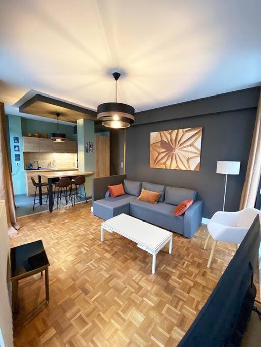 Apartmán Les Quatre Piliers - 1 Min Palais Jacques Coeur Bourges Exteriér fotografie